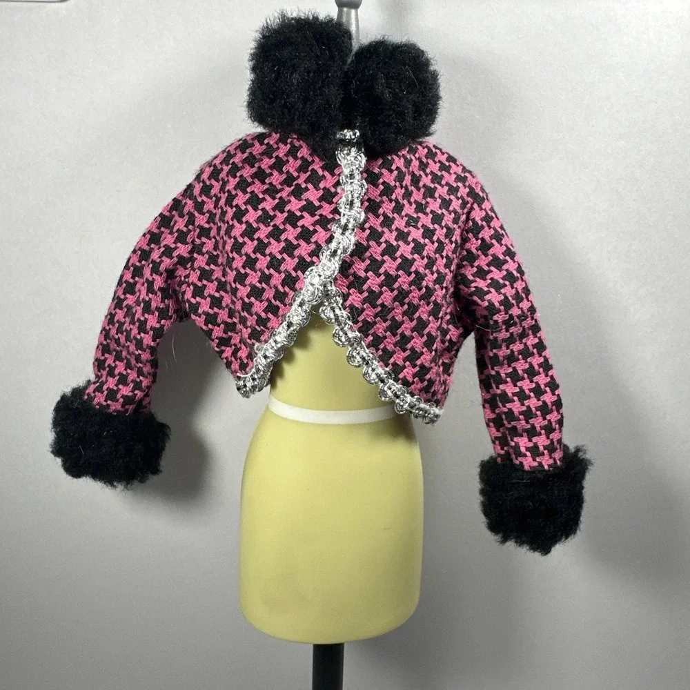 Vintage 1996 Barbie Fashion Avenue International Pink Black Jacket 15902